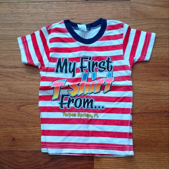 3/$10 🌟 Red White Striped T-shirt Shirt Top from Tarpan Springs Florida Medium - Picture 1 of 9